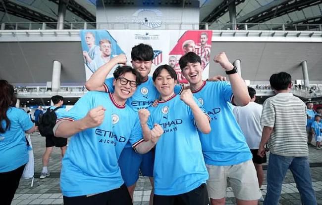 第90+1分钟，福登再次突施冷箭可惜这次是中柱弹出。
